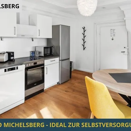 Neu Kapapart15 - 6 Schoene Fewos Mit Einbaukueche, Bad Und Balkon In Der Altstadt Auf Bambergs Insel Apartment Bamberg