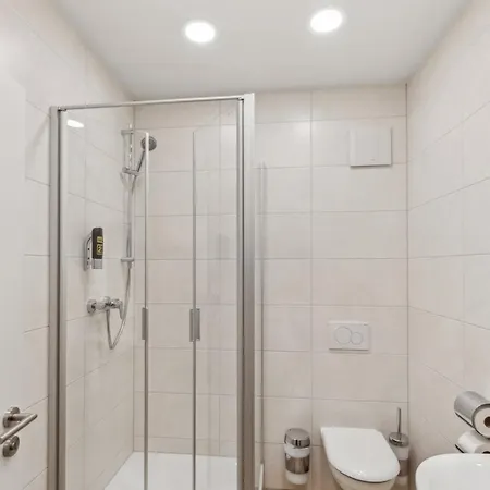Neu Kapapart15 - 6 Schoene Fewos Mit Einbaukueche, Bad Und Balkon In Der Altstadt Auf Bambergs Insel * Bamberg