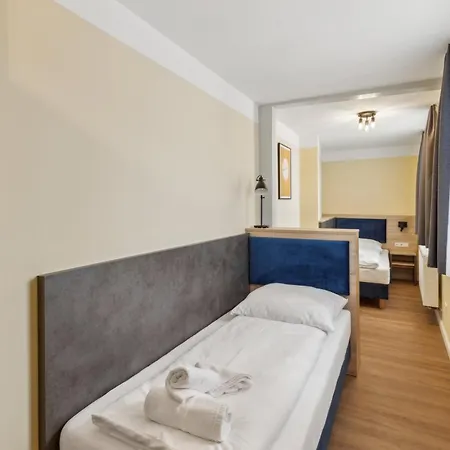 Neu Kapapart15 - 6 Schoene Fewos Mit Einbaukueche, Bad Und Balkon In Der Altstadt Auf Bambergs Insel Apartman